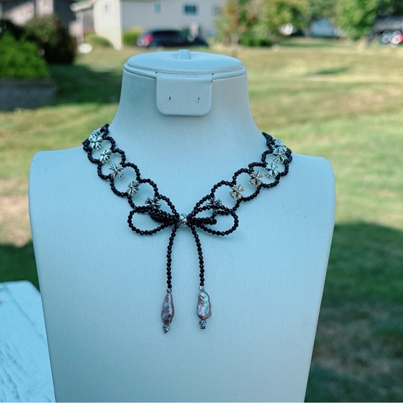 HWN1 Handmade Black Spinel Braided Choker Necklace with Freshwater Keshi Pearl - Picture 4 of 9